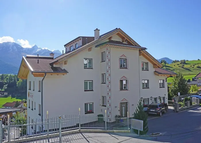 Ladis-5 By Interhome Ladis